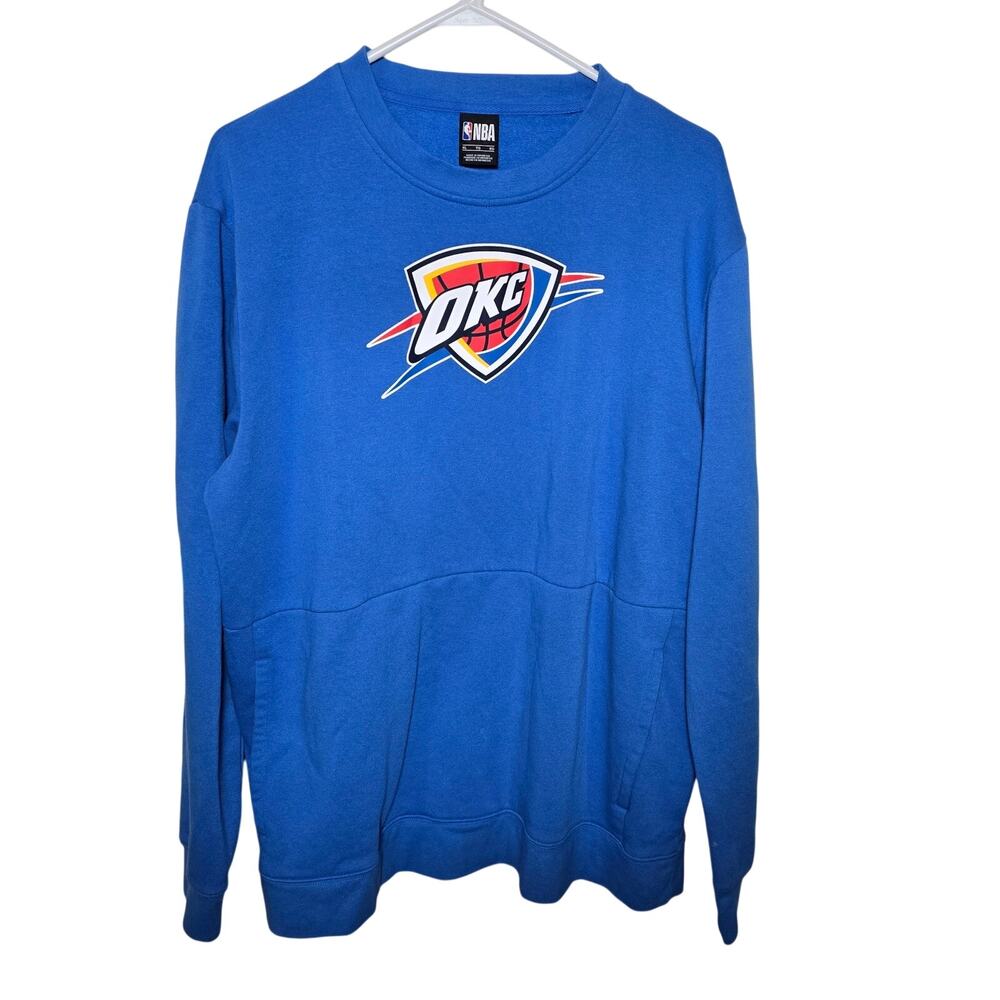 Unisex OKC Thunder Sweatshirt with Kangaroo Pockets Excellent Cond. NBA Size XL